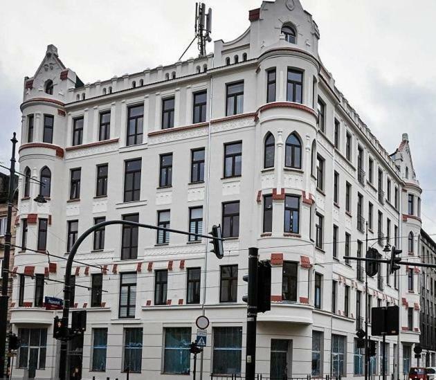 Klimatyczny Apartament W Magicznym Miejscu Лодз Екстериор снимка